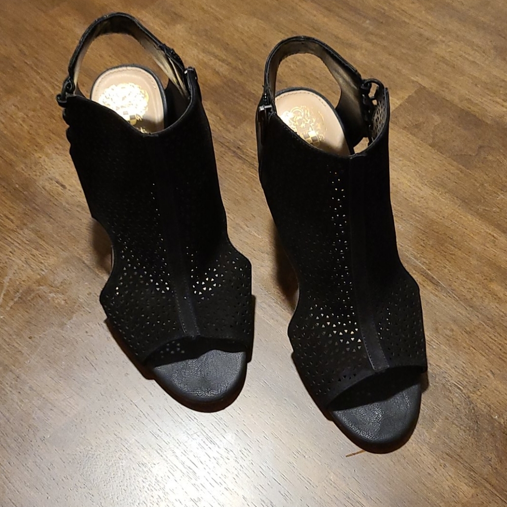 Black shoes